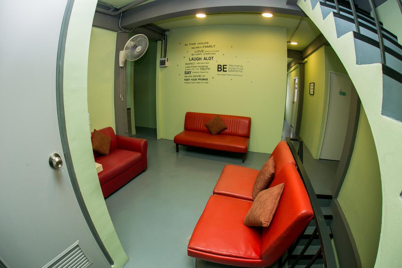 Samsen 8 Hostel Bangkok Exteriör bild