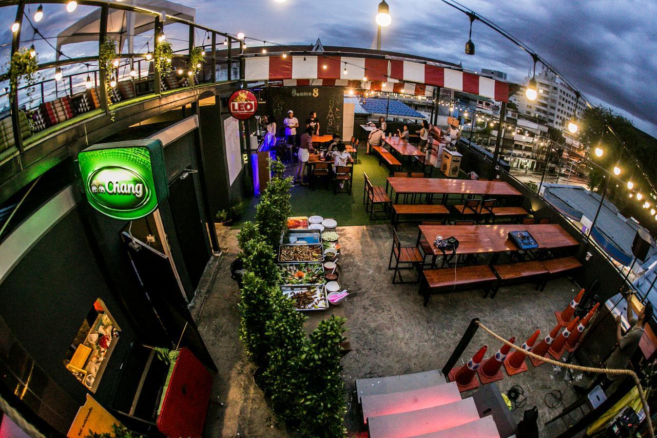 Samsen 8 Hostel Bangkok Exteriör bild